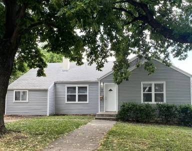 Main picture of 806 SE 17th St