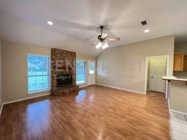 Main picture of 788 Robin Ct