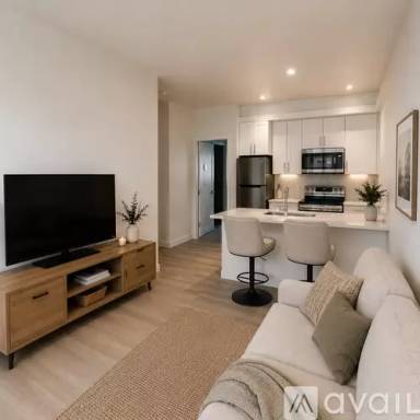 Main picture of 3255 Fairfax St