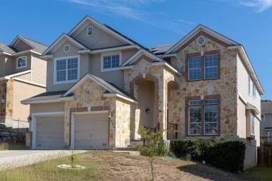 Main picture of 21226 Villa Valencia