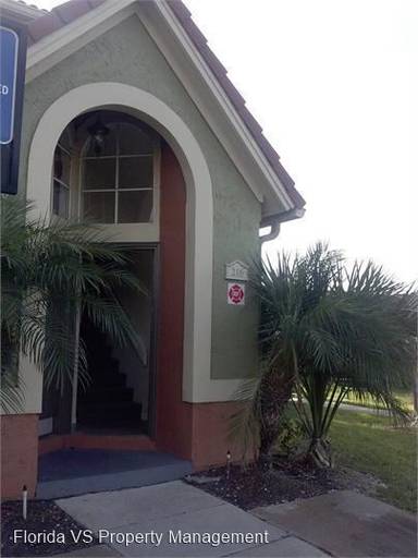 Main picture of 421 Fountainhead Cir