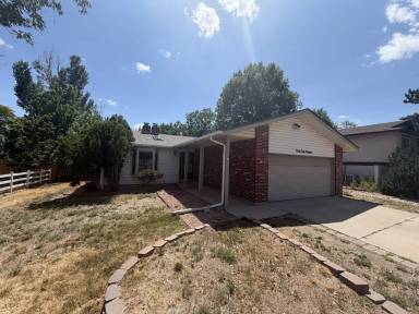 Main picture of 3819 S Midsummer Ln