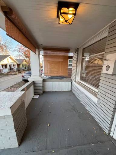 Main picture of 612 S Harmony Ct