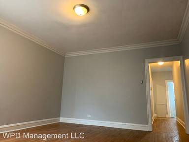Main picture of 7944 S Champlain Ave