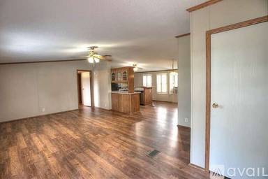 Main picture of 194 Winding Creek Cir