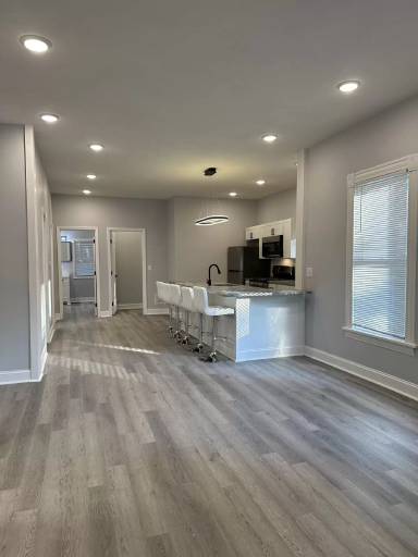 Main picture of 508 E Laurel St