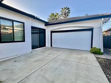 Main picture of 3550 Saint Lucia Pl