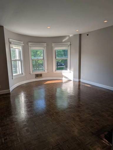 Main picture of Somerset Condominium