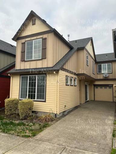 Main picture of 20663 SW Rosemount St