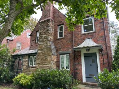 Main picture of 4424 Brandywine St NW
