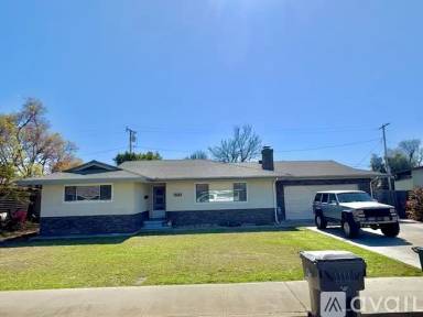 Main picture of 104 Bryant Ct