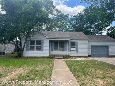 Main picture of 5025 Blackstone Dr