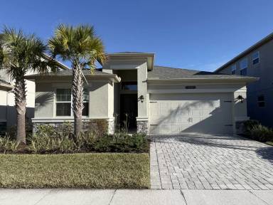 Main picture of 3260 Great Banyan Way