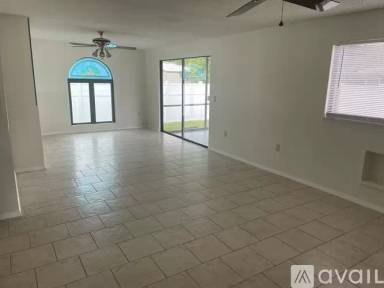 Main picture of 2363 Doud St