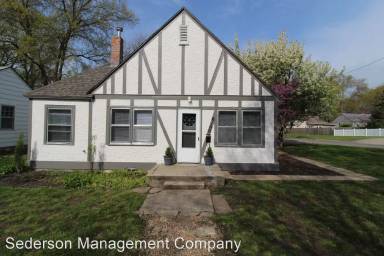 Main picture of 6100 Buena Vista St