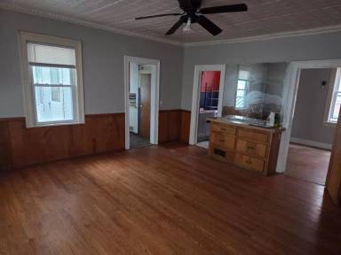 Main picture of 811 N Townsend St