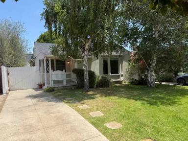 Main picture of 2134 Malcolm Ave