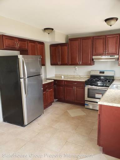 Main picture of 101 Somerset Dr