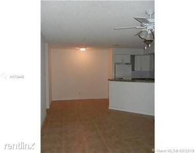 Main picture of 3495 Pinewalk Dr N