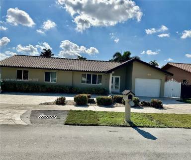Main picture of 14020 SW 38th St