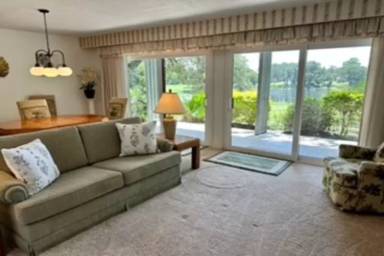 Main picture of 133 Palm View Ct