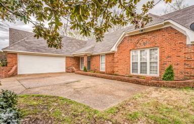 Main picture of 7237 Woodshire Rd