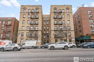 Main picture of 147 15 Northern Blvd