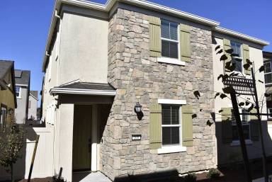 Main picture of 209 Grandpre Pl