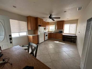 Main picture of 2746 Caulfield Dr