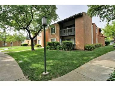 Main picture of 17147 W Bernardo Dr