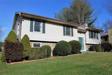 Main picture of 505 Woodbine Dr