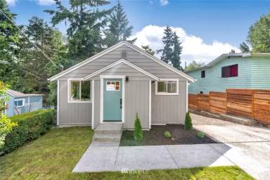 Main picture of 13436 48th Pl S