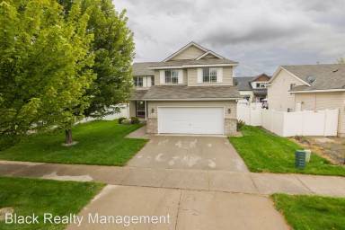 Main picture of 7416 N Courcelles Pkwy
