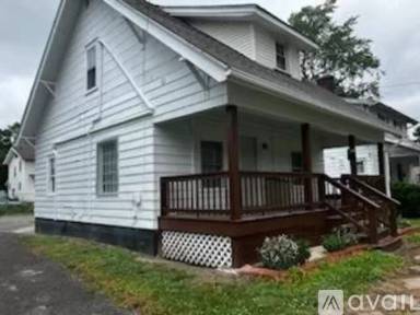 Main picture of 580 Harrison Ave