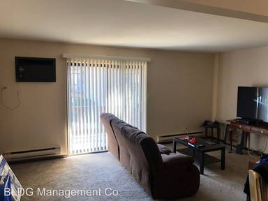 Main picture of 457 E Spruce Dr