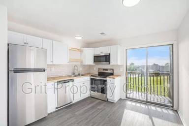 Main picture of 519 Sky Vue Dr