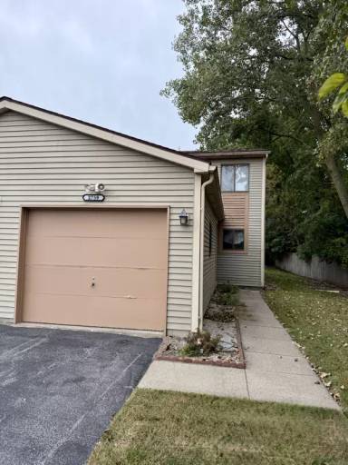 Main picture of 2759 Pin Oak Dr