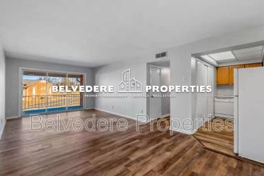 Main picture of 2819 N Ohenry Blvd