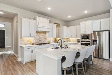 Main picture of 3120 Westminster Dr