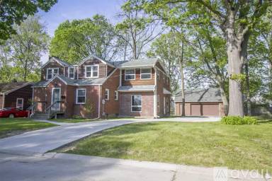 Main picture of 2943 Escott Ave