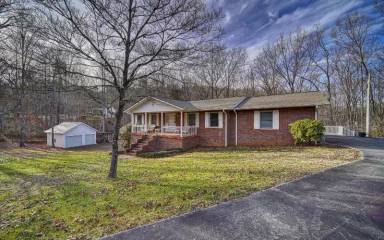 Main picture of 200 Sowers Rd