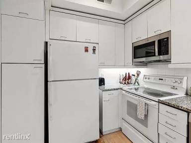 Main picture of 4040 Avondale Ave