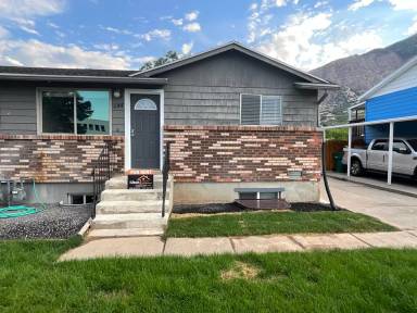 Main picture of 1124 Vitt Dr