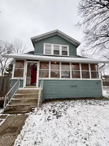Main picture of 1321 Lay Blvd