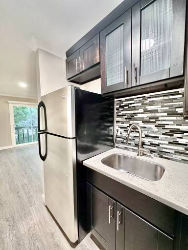 Main picture of Douglas Avenue Apartments