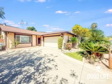 Main picture of 15238 Calle Juanito
