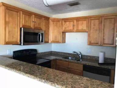 Main picture of 101 S Peninsula Dr