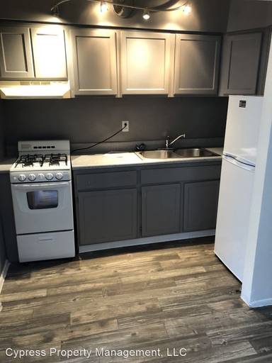 Main picture of 1200 Louisiana Blvd NE