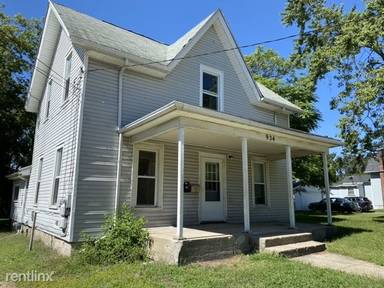 Main picture of 934 Russell St