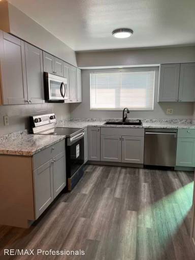 Main picture of 354 Smithridge Park